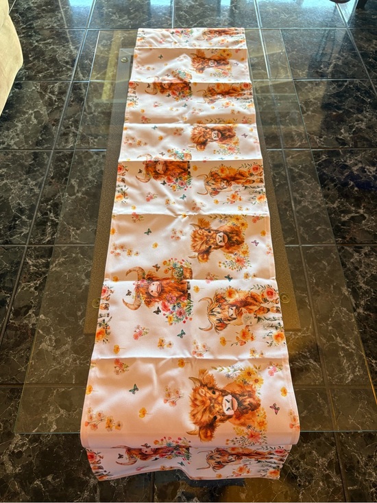 PEDAY Other - PEDAY NWT Farmhouse Highland Cow Table Runner  13”x 60”- White & Brown